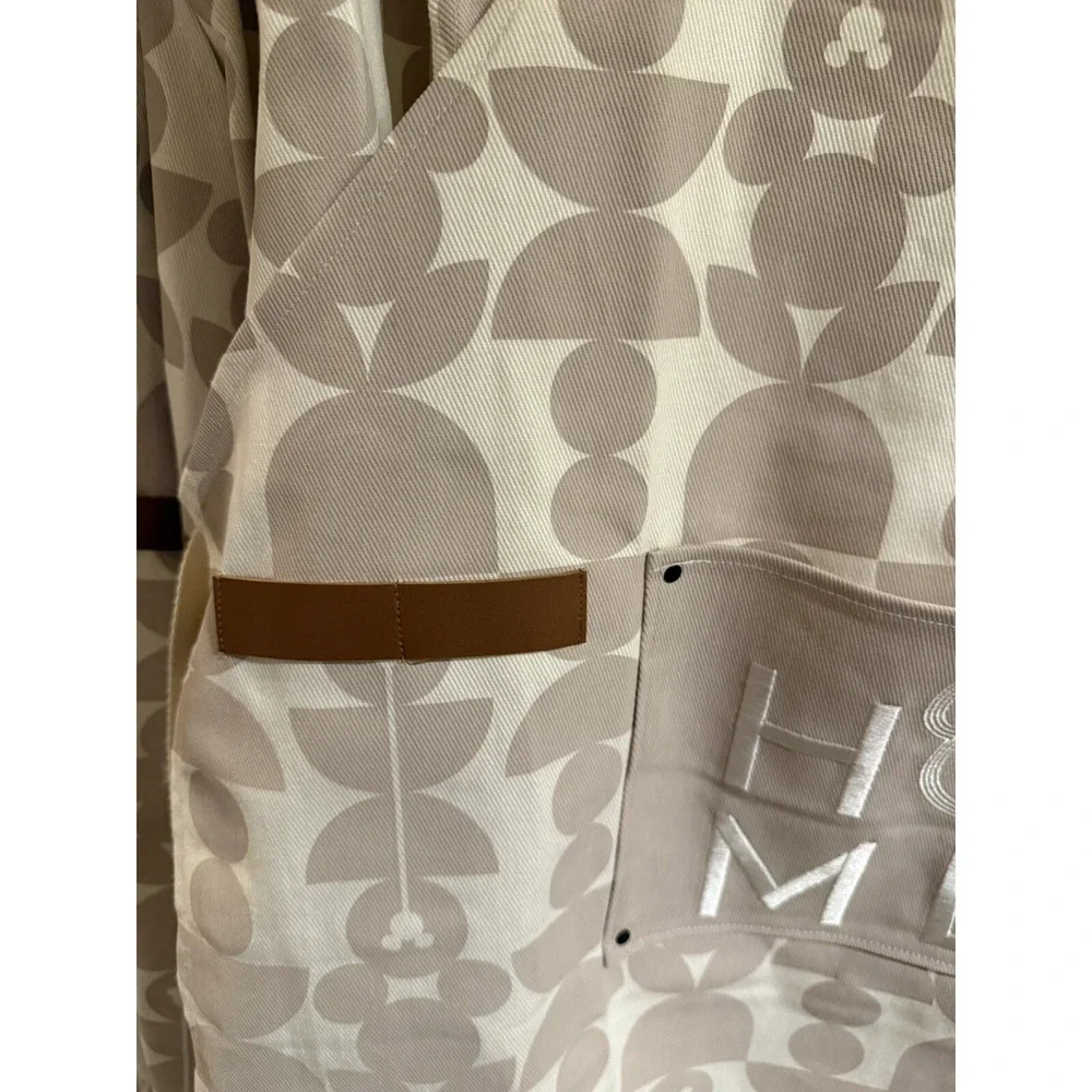 Disney Parks Apron Home Collection Mickey Mouse Icon Adult Cook Baker